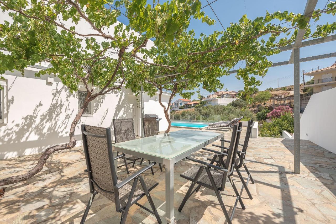 Villa Luna Private Heated Hydro Pool Bbq Beach 4Min Agia Marina Mikrolimanou Buitenkant foto